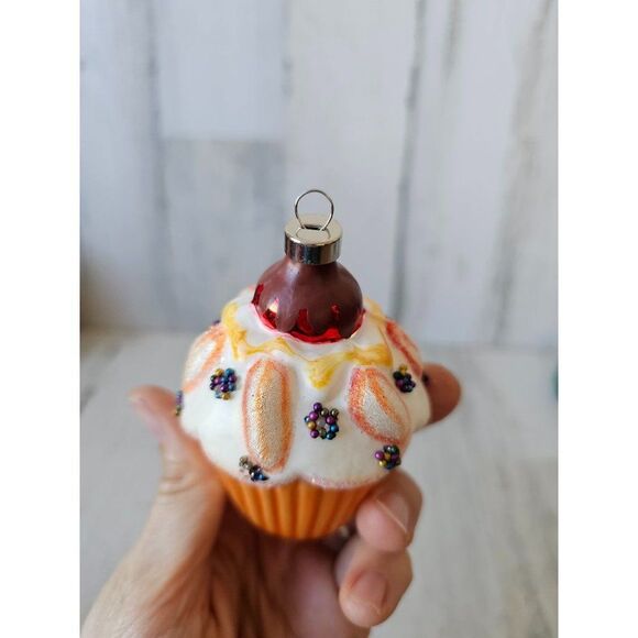 Glass cupcake baker baking ornament Xmas tree vintage - Picture 5 of 8